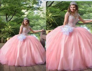 2022 Vintage Luxurious Pink Quinceanera Ball Gown Dresses V Neck Lace Appliques Crystal Pärled Tulle Sweet 16 Plus Size Party Prom6301224