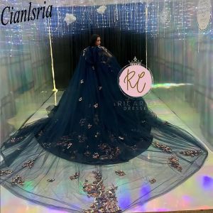 Marinblå illusion blommig broderi boll klänning quinceanera klänningar med udde pärlor kristall söt födelsedag vestidos de 15 anos