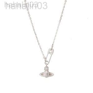 Desginer Viviennes Westwood Empress Dowager Xi Diamonds Pins Saturn Chain Necklace Womens Light Luxury Versatile and Non Fading Paper Clip