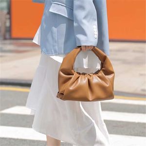 Tote bag high definition Yunduo large capacity ox horn Spring Festival Single Messenger fashion wrinkled leather womens