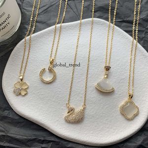 Kolye mikro kakma Swan Tasarımı Diamond Tırnakları Kadınlar İçin Kolye, Titanyum Çelik Gül Altın, Çiftler İçin Zirkonya Köprbemi Zinciri, Kız Arkadaş Hediyesi 436 404