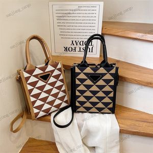 حقيبة كروسة من إعادة إدخال ثلاثية مع محفظة صغيرة مطرزة على النسيج Jacquard Mini Handbag Counter Counter Counter Nylon Tote Handbag Women Totes Men Men