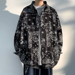 Skjortor svart bandana skjorta män hiphop casual harajuku streetwear herrskjorta långärmad överdimensionera skjortor man 2023 vårhöst