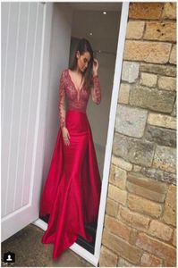 Red Long Sleeves Prom Dress With OverSkirts Lace Applique Deep VNeck Mermaid Formal Wear Evening Dresses Satin Sweep Train Party9838950