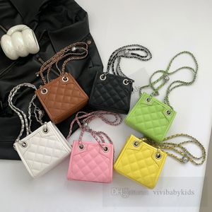 Bolsas de malha de rede de diamante infantil de diamante garotas colorido colorida de couro para couro para crianças metais de metais cadeia de um ombro de sacos z7811