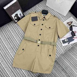 Kobiety Jumpsuits Rompers Designer Spring/Summer New Pra Nanyou Gaoding Style odzieży roboczej Pasek kołnierzyka z luźnym stałym kolorem krótkie kombinezony Z29Q