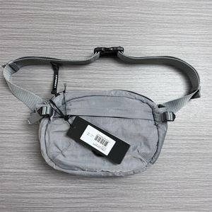 Nylon Single Strap Rucksuck Uomini a spalla singola Crossbody Small Multi-Function Borse Single Lens Borse Borse Borse in vita BASSO UNISEX NERO