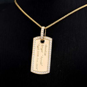 Redoors Custom Commemorative Year Shield 10k 14k 18k Gold VVS Diamond Loose Stones Pendant