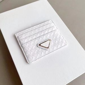 Mens Designer titular do cartão de luxo Mulheres tecidas carteira de couro macio mini bolsa de moedas clássica caviar padrão de crédito cartola de passaporte de passaporte assinatura Triângulo Signature