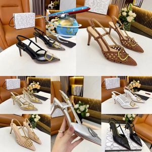 2024 Med Box Summer Designer Heel New Rivet High-Heeled Shoes Dress Shoes Women Naken Color Leather Shallow Mouth Pointed Toe Sexy Party 35-41