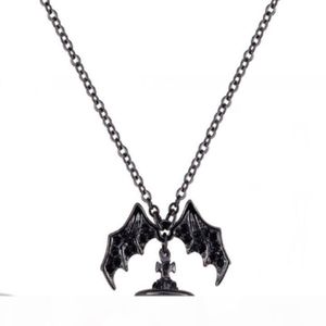Queen Mother Demon Evil Titanium Black Wings Diamond Saturn Necklace Super Cool Punk Bat224s