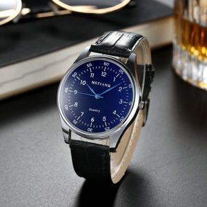 Blue Light Men Men على غرار حزام زوجين Quartz Pendulum Watch Designer ساعات عالية الجودة