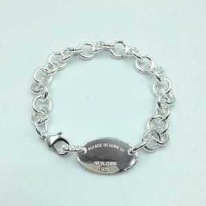 T S925 Sterling Silver Oval Pendant Exclusive Armband Original Högkvalitativa smycken Lovers Wedding Valentine Gift271J