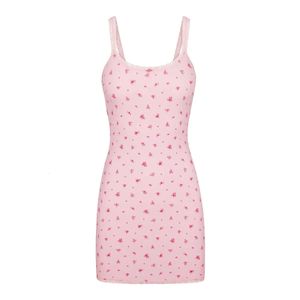 Kim Kardashian Floral Print Pink Halter Mini Skia Lace Dress 240420