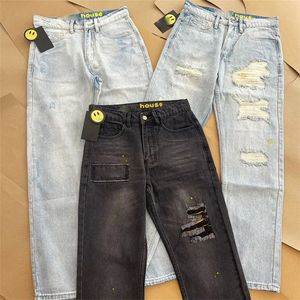 Pantaloni designer di jeans maschili buco