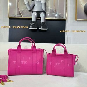 Дизайнерские сумки M2024 Tote Mags New Tote Woggabuge Texture Одиночное плечо пакет с поперечным кузовом повседневная сумка для покупок большая емкость 3 3