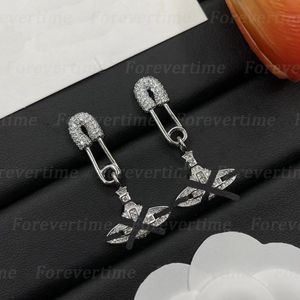 Heißstil Frauen Designer -Hölzer Ohrringe 925 Silber Emaille Eingelegtes Diamanten Hochqualität Lady Luxus Ohrring VV Perlen Ohrringe Fashion Party Schmuck Engagement Geschenk