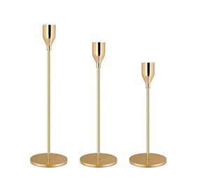 3 pezzi/set di candele in metallo in stile europeo Candestick Fashion Table Candele Strangoliolo Squisito Candellaio di Natale Tavolino