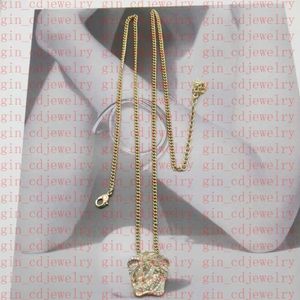 Modedesigner halsband V Letter Pendant Banshee Medusa Head 18K Gold Plated Womens VE4222J