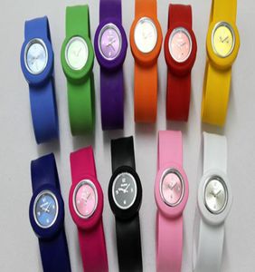 Nuovi bambini Dimensioni Slap Watch Multicolor Kids Quartz Watch Regalo Novel Watchs EPACKET 1126955