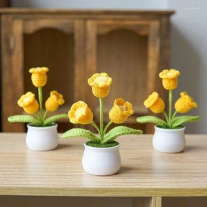 Decorative Flowers Hand-crocheted Sunflower Weaving Bouquet Pot Table Decoration For Wedding Simulation Flower Wool Knitting