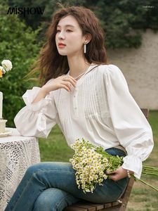 Blouses femininas Mishow White Trumpe Sleeve for Women Spring 2024 Redonda solta Mangas do padrão oco da boneca de listras MXC56X1324