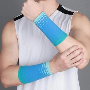 Handledsstöd sport armband komprimering skyddande nylon stickade stag svettband för träning