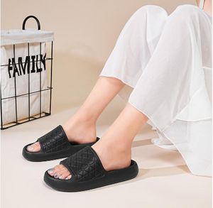 Designer Slippers Women Women Summer Outdoor Slides Sandals Tamanho 36-41 Cor 46