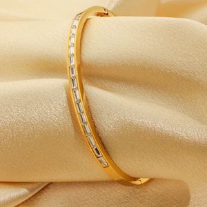 INS Fengwang Red Square Zircon Buckle Gold Non Fading Versatile Fashion Light Bracelet Knight Titanium Steel Jewelry