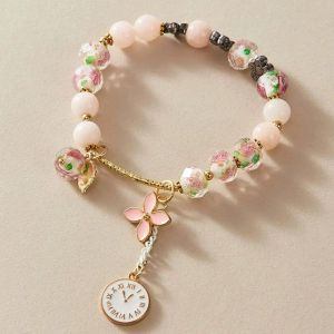 Stränge Bohemian Pink Crystal Stone Armbänder für Frauen Blumenglasperlen Armbanduhr Anhänger Armreifen Armband Schmuck Mädchen Geschenke