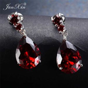 Dangle Kronleuchter 8 Stil weiblicher rotes Wassertropfen Ohrringe Mode silberne Farbe Zirkonsteinohrringe Vintage lange Dangle Ohrringe für Frauen D240323