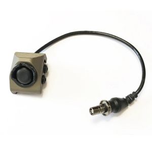 Luci tattiche a pressione del pulsante calda interruttore telecomando per flashlight aisoft SF M300 M600 M951 DBALA2 PEQ15 Controllo costante