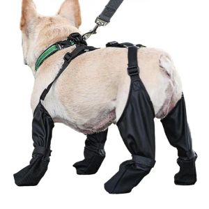 Skor Dog Suspender stövlar Vattentäta hundstövlar Paw Protectors Justerbara husdjurskläder för hundar Tassar Hund Winter Outdoor Shoes
