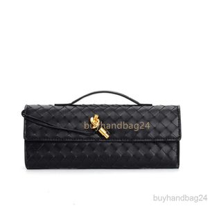 Stick Single Buckle Long Cross Clutch Andiamo 2023 Bag Lock Handle Woven Botegas Lady New Bags Hardware Venetas Fashion Purse Shoulder Women Baguette U6M5 E784