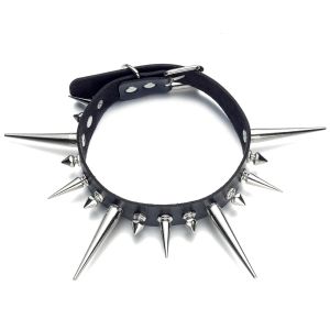 Collane di cuoio a punta di girocollo punk per donne, cimpili per donne, fantastici rivetti con borchie con chocker goth in stile accessori