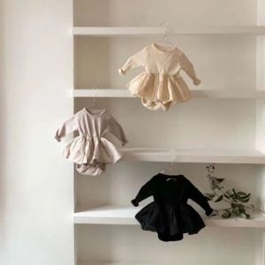 One-Pieces 2022 Autumn Baby Girls Bodysuits Ruffle Skirt Style Baby One Piece Toddler Jumpsuits Newborn Girls Long Sleeve Baby Outfit 024M