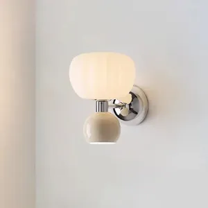 Lâmpada de parede Creme moderno LED Light Nórdico Decoração de casa Punto de abóbora para sala de estar Varanda do quarto do corredor