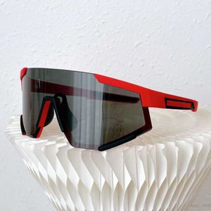 Óculos de sol de folheado vibrante Óculos de esqui Tamanho 130 Frame geométrico Creative Nylon Inlay Configuração dos templos com um estilo moderno de Sunglas Sun 82L4