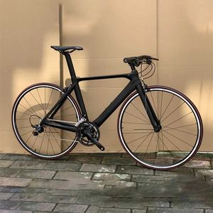 Bikes 700C Road Bike 18 Speeds Carbon Fibre Frame Internal Wiring Design Adult Racing Bicycle Aluminum Alloy Wheel Flat Handlebar Y240423