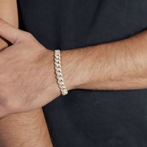 Hip Hop a ghiaccio a petto a pezzi Sterling Silver 8mm Miami Moissanite Cuban Link Bracciale per uomini