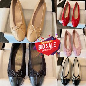 Fashion Comfort Flats Designer Obcasy buty Buty Channel Sandals Buty damskie Party Wedding Pumps Balet Flats Buty damskie Sandały Rozmiar 35-41