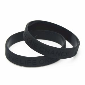 Strands 1PC Fashion Black One Life One Chance Printed Silicone Wristband Sports Bracelet Bangles Rubber Bracelet Men Women Jewelry SH066