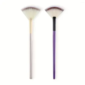 Escovas de maquiagem 1pc em forma de ventilador de destaque contorno de pincel mistura de marcador de face solto em pó de ferramentas de beleza cosmética