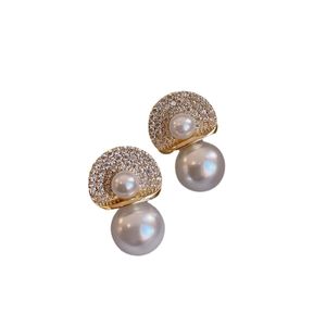 Elegant Earrings for Women's Fragrant Style Versatile Earrings