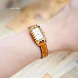 Wristwatches 2024 Women's Watch Quartz Wristwatch Vintage Genuine Leather Strap Simple Brown Gift Steel Clock