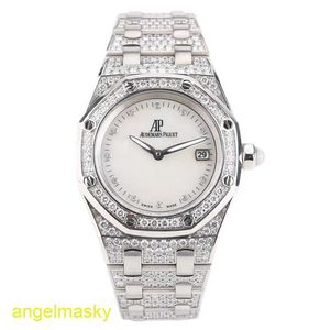 Ladies 'Ap Frist Watch Series серия Royal Oak 18K All White Gold Original Diamond Fritillaria Quartz Wame Watch 67602bc 33 мм