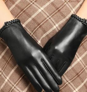 Women winter soft sheepskin gloves cool Classic design cute Flower weaving fur Metal Buckle fashion brand Cycling drive Genuine Le4387848