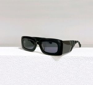 0811 Black Grey Rectangle Solglasögon Chunky Women Summer Glassesr Sun Shades Sunnies Gafas de Sol UV400 Protection Eyewear With BO3396678