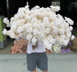 Dekoratif Çiçekler J-391 5 Kafalar Beyaz Güller Yapay Düğün İpek
