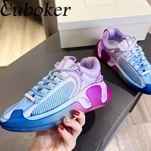 Casual skor gummisulig lutning färg mesh sneakers kvinnas platta snörning andningsbara löpare män unisex tränare